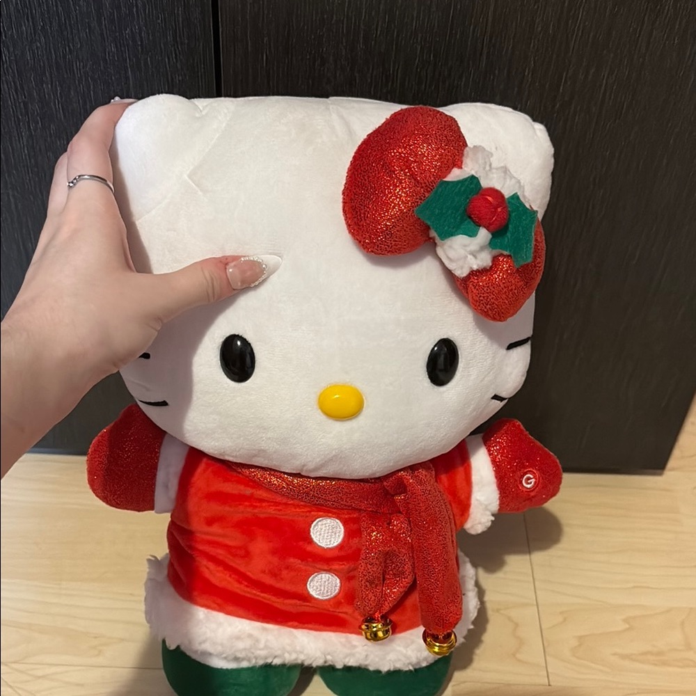 Hello Kitty Christmas Plush Toy - Picture 3 of 5
